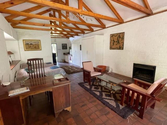 Weaver Cottages Harare Esterno foto